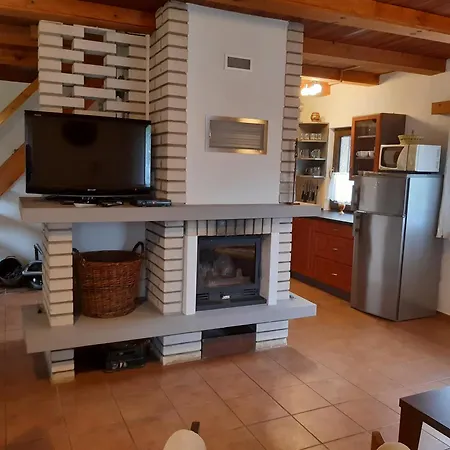 Rynartice 7 * Jetrichovice (Usti nad Labem)